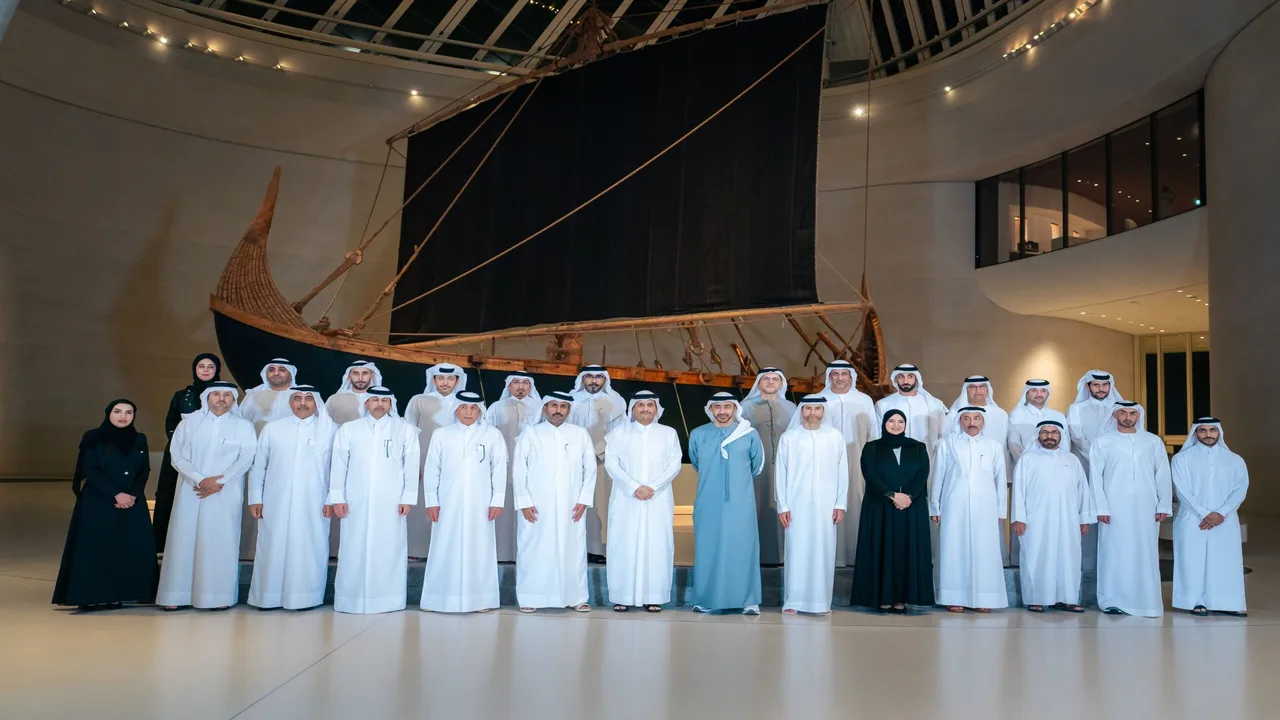 عبد الله بن زايد يترأس اجتماع اللجنة المشتركة مع قطر بمتحف زايد الوطني